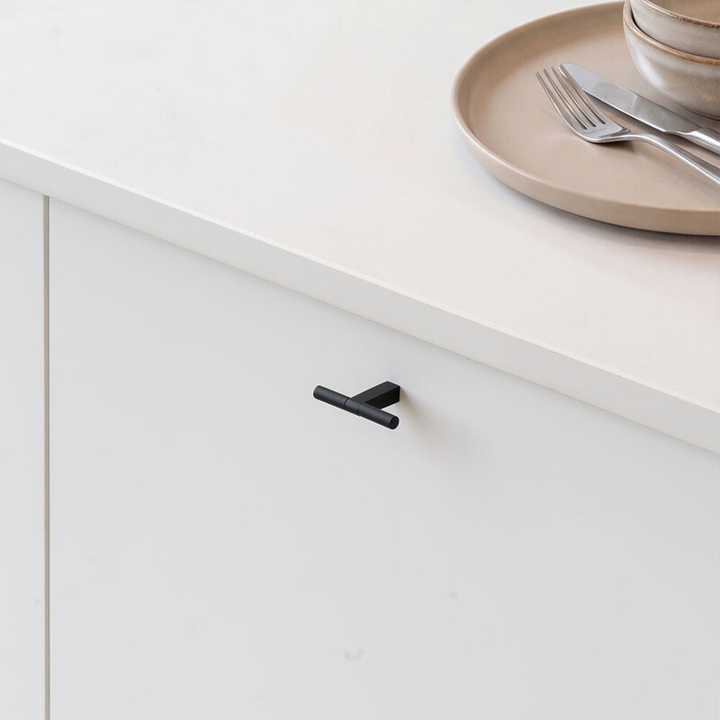 Knop T Petit - Mat Zwart