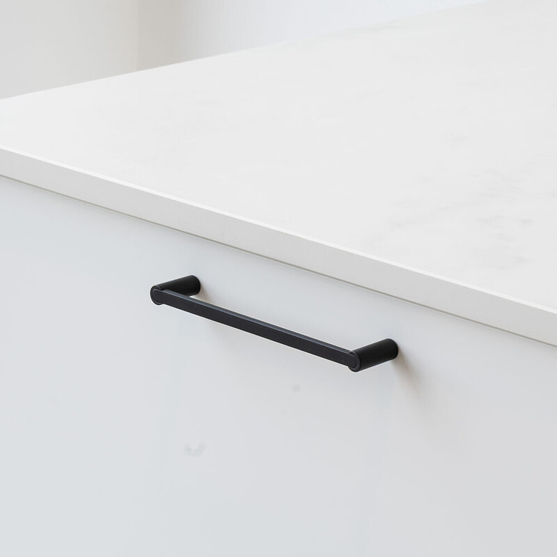 Handgreep Flow - Mat Zwart